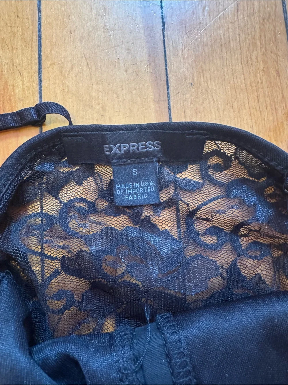 Express top - Picture 2 of 2